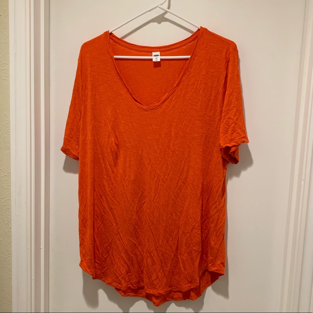 Old Navy Orange V-Neck Short Sleeve Tee